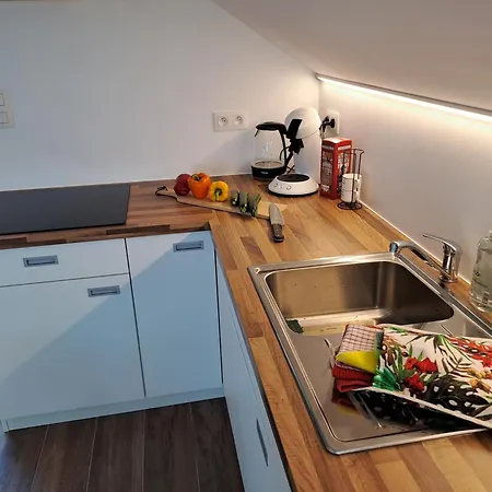 4 Pers Avec Balcon Et Jardin Apartmán *