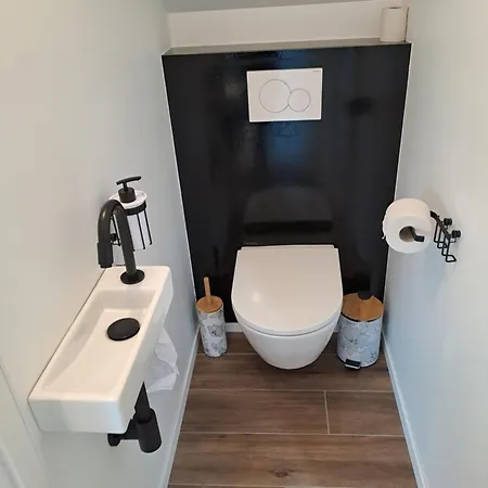 4 Pers Avec Balcon Et Jardin Apartmán *